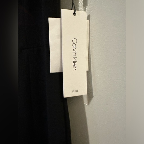 NWT Calvin Klein Sheath Dress- size 10 - Picture 3 of 6